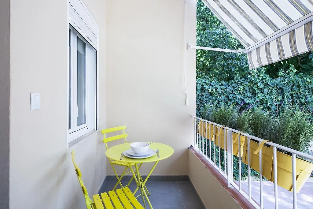 Charming & Quiet Park Guell Apartment 巴塞罗那